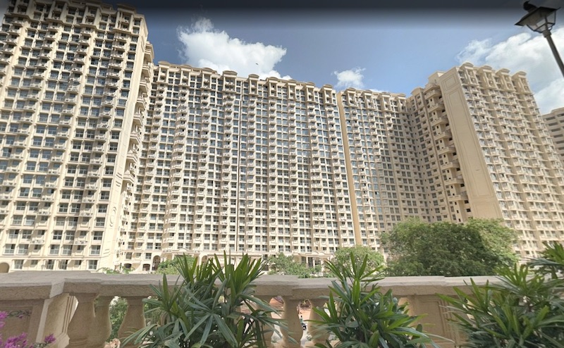 Building - Hiranandani Castle Rock, Powai